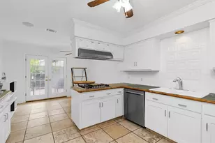 11634 Southlake Dr, Houston, TX 77077 - Photo 12