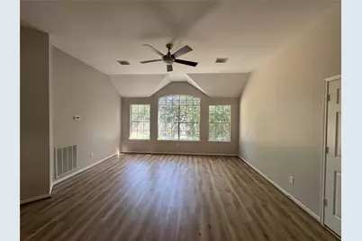 23 Tender Violet Place, The Woodlands, TX 77381 - Photo 6