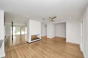 7610 Highmeadow Dr, Houston, TX 77063 - Photo 44