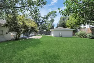 7610 Highmeadow Dr, Houston, TX 77063 - Photo 6