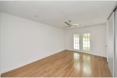 7610 Highmeadow Drive, Houston, TX 77063 - Photo 14