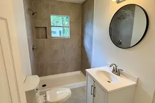 519 McGuire Ln, Huntsville, TX 77340 - Photo 6