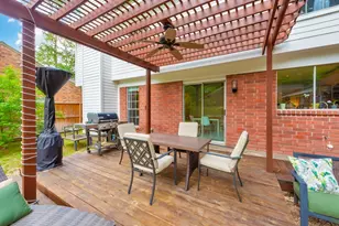 10 E Stony Bridge Cir, The Woodlands, TX 77381 - Photo 32