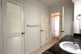 14307 Burgoyne Rd, Houston, TX 77077 - Photo 22