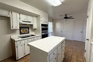 14307 Burgoyne Rd, Houston, TX 77077 - Photo 12