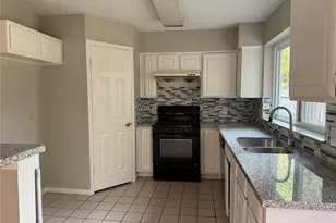 3610 Bartons Ln, Sugar Land, TX 77479 - Photo 8