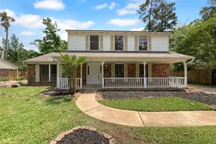 2626 Silver Falls Dr, Houston, TX 77339 - Photo 1