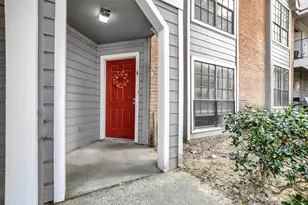 2401 Sycamore Ave, Huntsville, TX 77340 - Photo 2