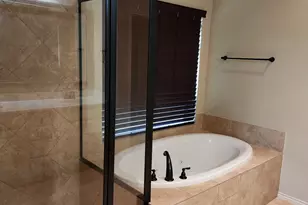 16331 Gentle Slope Ln, Houston, TX 77044 - Photo 20