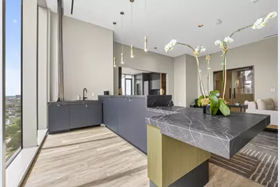 1711 Allen Parkway #1703, Houston, TX 77019 - Photo 28