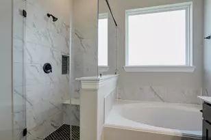 1221 Friendship Trl, Seabrook, TX 77586 - Photo 12