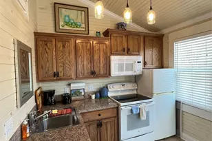 1820 Ave O 1/2, Galveston, TX 77550 - Photo 6