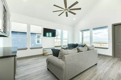 4831 Bluewater Drive, Surfside Beach, TX 77541 - Photo 18