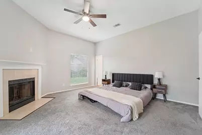 2926 Lakefield Way, Sugar Land, TX 77479 - Photo 14