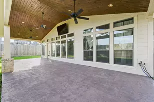 3101 Rock Brook Falls Ln, League City, TX 77573 - Photo 48