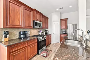3101 Rock Brook Falls Ln, League City, TX 77573 - Photo 30