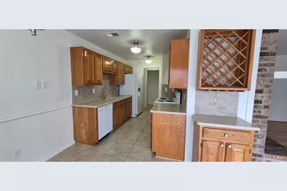 3214 Big Spruce Drive, Houston, TX 77339 - Photo 6