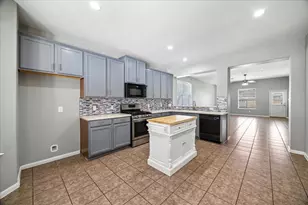 21316 Timber Bluff Ct, Porter, TX 77365 - Photo 8