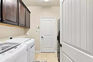 22906 June Point Ct, Tomball, TX 77375 - Photo 26
