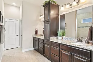22906 June Point Ct, Tomball, TX 77375 - Photo 18