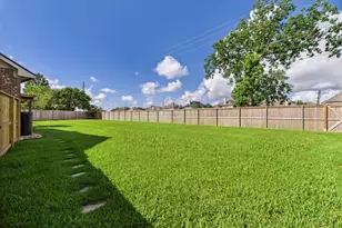 3023 Manor Bay Ct, League City, TX 77573 - Photo 26