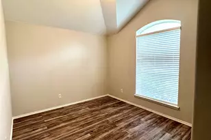 4414 Kulkarni St, Houston, TX 77045 - Photo 6