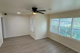 407 Midway Dr, Baytown, TX 77521 - Photo 2