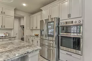 238 Bronze View Dr, Montgomery, TX 77316 - Photo 18