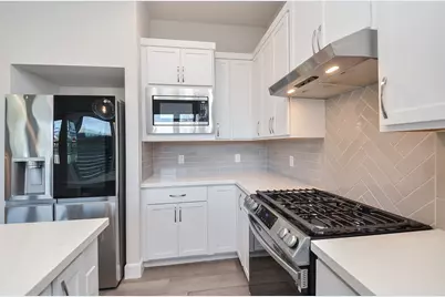 9577 Neuens Road #F, Houston, TX 77080 - Photo 12