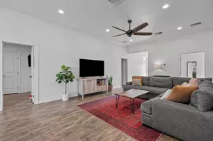 214 Sampan Dr, Tiki Island, TX 77554 - Photo 12