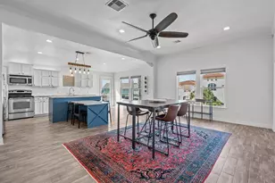 214 Sampan Dr, Tiki Island, TX 77554 - Photo 10