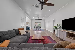 214 Sampan Dr, Tiki Island, TX 77554 - Photo 14