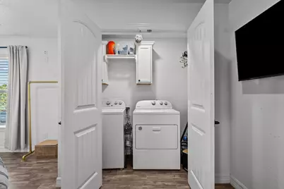 214 Sampan Drive, Tiki Island, TX 77554 - Photo 32