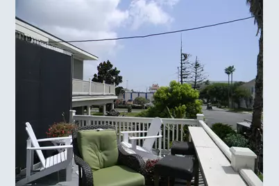 2504 Avenue P 1/2, Galveston, TX 77550 - Photo 4