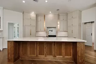 170 Golden Shadow Cir, The Woodlands, TX 77381 - Photo 20