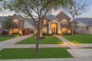 8611 Bloomfield, Missouri City, TX 77459 - Photo 2