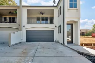 119 Capetown Ln, Conroe, TX 77356 - Photo 2