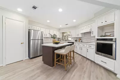 154 NE Old Bridge Lake, Houston, TX 77069 - Photo 1