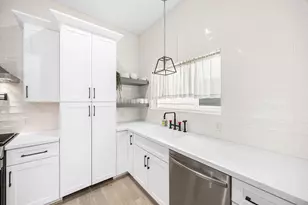 317 Sikes St, Houston, TX 77018 - Photo 4