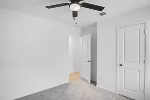 220 Laura Leigh Ln, Angleton, TX 77515 - Photo 18
