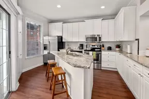 824 Bering Dr Dr, Houston, TX 77057 - Photo 4