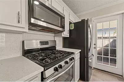 711 Blue Rock Court, Houston, TX 77060 - Photo 14