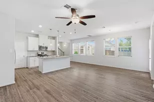 114 Sky Shine Ct, Conroe, TX 77304 - Photo 6