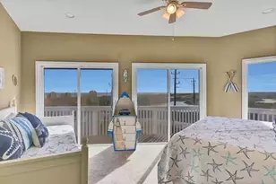 14450 Spyglass Cir, Galveston, TX 77554 - Photo 28