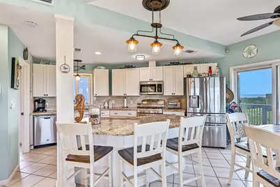 14450 Spyglass Circle, Galveston, TX 77554 - Photo 12