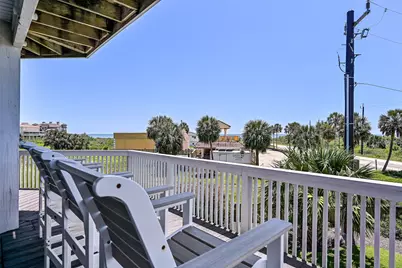 14450 Spyglass Circle, Galveston, TX 77554 - Photo 4