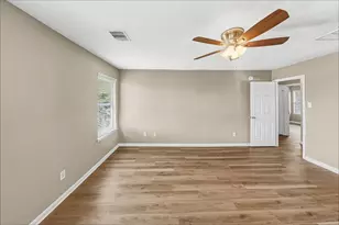 1711 Mickle Creek Dr, Houston, TX 77049 - Photo 10