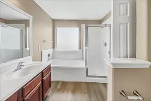 1711 Mickle Creek Dr, Houston, TX 77049 - Photo 12