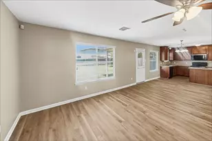 1711 Mickle Creek Dr, Houston, TX 77049 - Photo 4