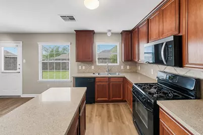 1711 Mickle Creek Drive, Houston, TX 77049 - Photo 2